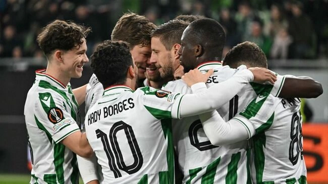 Màn thư hùng FC Noah vs Ferencvarosi TC