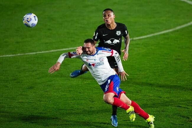Màn đụng độ Vitoria Salvador vs Bragantino