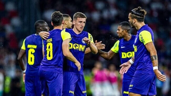 Màn đụng độ Paksi SE vs CFR Cluj